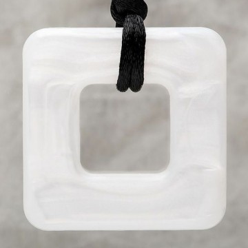 Pearl Shimmer Square Shaped Pendant